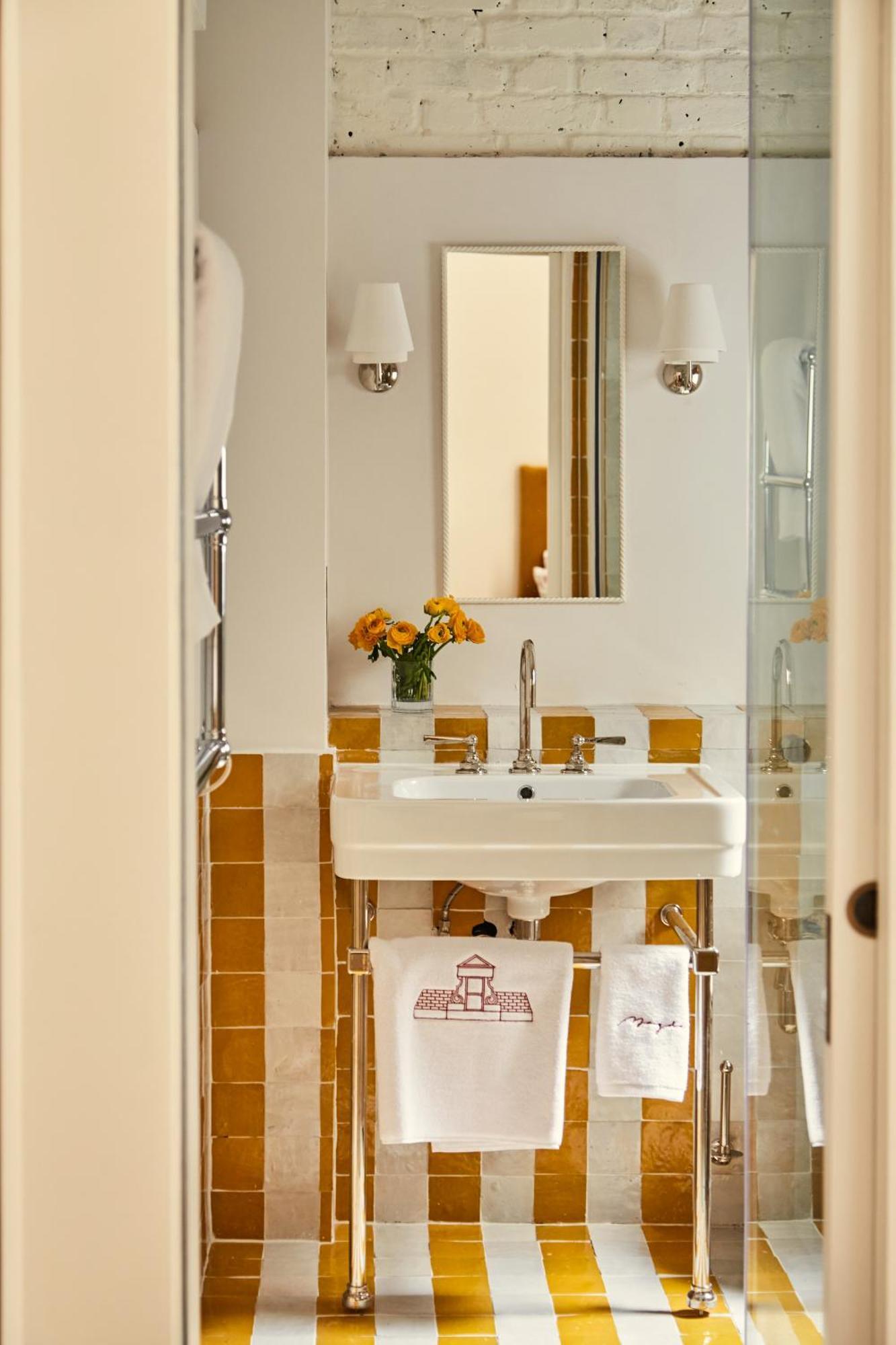 Magda Boutique Rooms Лондон Экстерьер фото